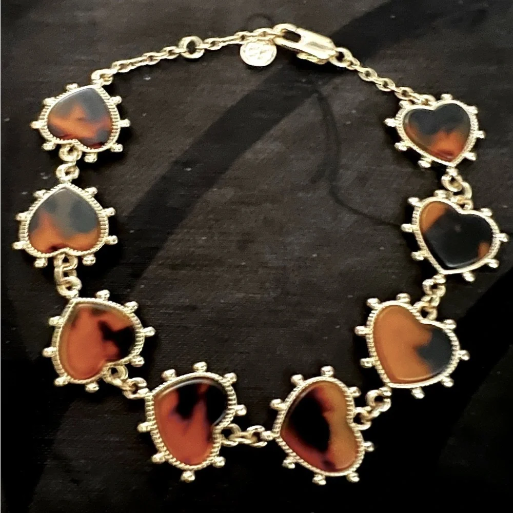 🔥🔥Tory Burch Authentic Bracelet At Awesome Prices To Buy Now & Save